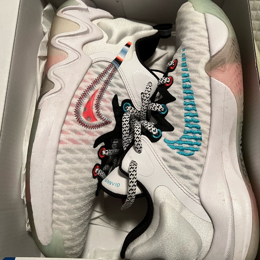 Nike shoes
